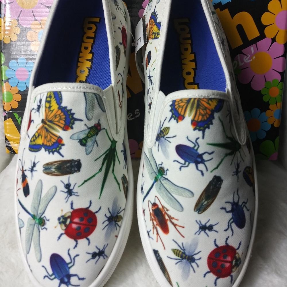 Loudmouth Sam Bug Shoe Size 5- NWT